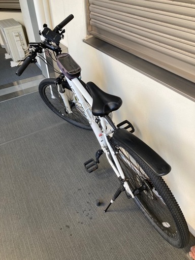 LOUIS GARNEAU（ルイガノ）