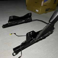 BMW E36用 レカロシートレールの画像