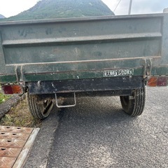 トレーラー
の画像