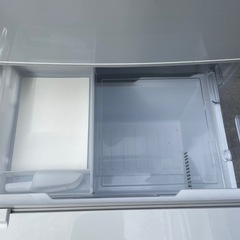 🌟MITSUBISHI冷蔵庫MR-C34Y-W F🌟の画像