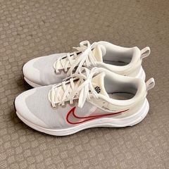 NIKE ナイキ ダウンシフター 12 スニーカーの画像