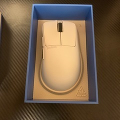 ゲーミングマウス　pulsar XliteV3の画像