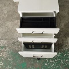 ニトリ　ワゴンアン　３段ワゴン『美品中古』複数入荷！※鍵なしの画像