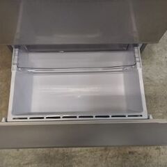 アクア　AQR-27N（S)　３ドア冷蔵庫　シルバー色　272L『中古美品』2023年の画像