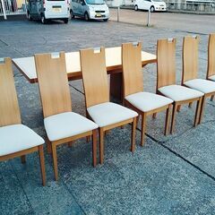 伸張式ダイニングテーブルと椅子７点のダイニングセット『中古良品』の画像