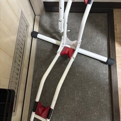 MINOURA DS-2100 スポーツ自転車用縦置き
スタンドの画像