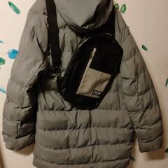 11/12限定！夕方4時迄に受け取りに来てくれたら 出品価格から 500円offにします！寒くなってきた ので暖かい コード はいかがですか？ 先着1名様に限り 購入者特典ありますの画像