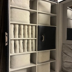 腕時計　アクセサリー　ジュエリーケースの画像