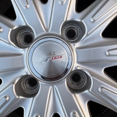 ホイール付スタッドレスタイヤ　4本セット
の画像