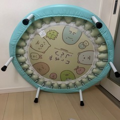 すみっこぐらしトランポリンの画像