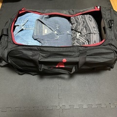 無料でお譲りします：L〜XLサイズの衣類まとめ（夏・秋・冬／男性用中心）の画像