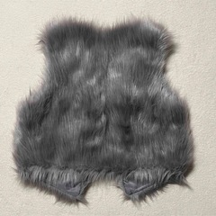 PANPAN DRESS◆フェイクファーベストグレー系の画像