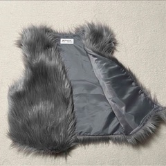 PANPAN DRESS◆フェイクファーベストグレー系の画像
