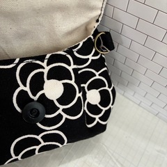 ふんわりポーチの画像