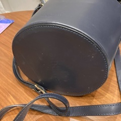 イタリア🇮🇹ブランド🔴レザーバッグの画像