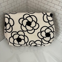 ふんわりポーチの画像