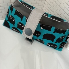 黒猫めがねメガネケースの画像