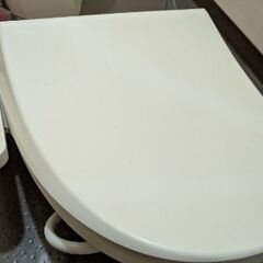 TOSHIBA ウォシュレットの画像