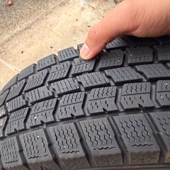 165/65/14　スタッドレス　溝あり　の画像