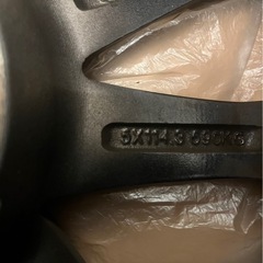 車のパーツ タイヤ、ホイールの画像