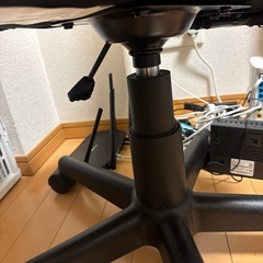 オフィスチェア 黒 の画像