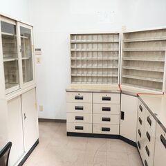 調剤棚一式の画像