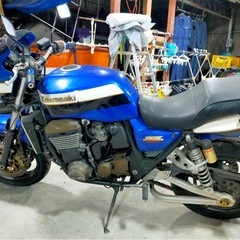KAWASAKI ZRX1200
の画像