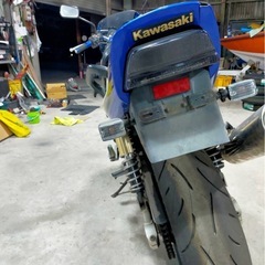 KAWASAKI ZRX1200
の画像