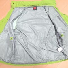 Hanes ウィンドブレーカーの画像