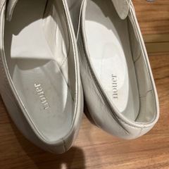 ベージュ　ローファー24.0の画像