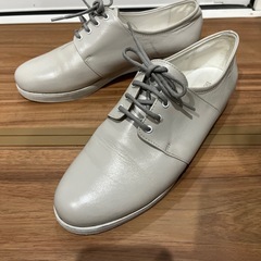 ベージュ　ローファー24.0の画像
