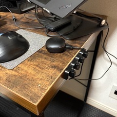 パソコンデスク　ケーブルクリップ付きの画像