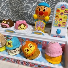 アンパンマンのアイス屋さんの画像