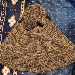 cle des zones  クレデゾーンウール混ポンチョ　Mの画像