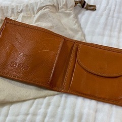 美品イルビゾンテ二つ折り財布の画像