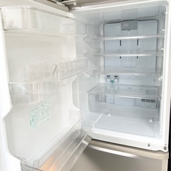 シャープ(両開き扉)冷凍冷蔵庫の画像
