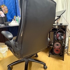 ニトリ　オフィスチェアの画像