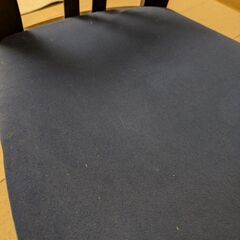 イバタのダイニングチェアです。の画像