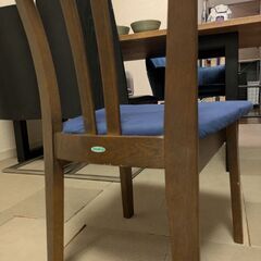 イバタのダイニングチェアです。の画像