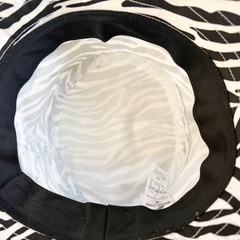 USJ購入スヌーピーファンキャップゼブラ柄バケットハット フリーサイズの画像