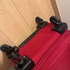 ELLE機内用スーツケース(汚れあり)の画像