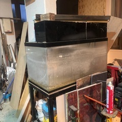 アクリル水槽 （水槽台付き）の画像