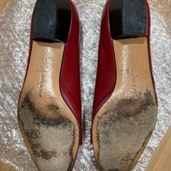 Salvatore Ferragamo (サルバトーレフェラガモ )VARAリボンパンプスの画像