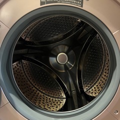 シャープ　ドラム式洗濯機　2022年製の画像