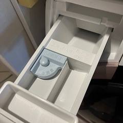 シャープ　ドラム式洗濯機　2022年製の画像