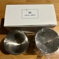 ニーナニーロのステンレスコップの画像