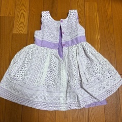 ドレスワンピース　100サイズくらいの画像