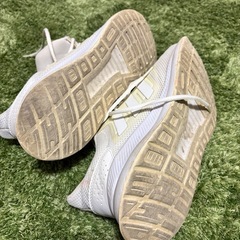 アディダス　スニーカー　27.0cmの画像