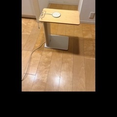 サンワダイレクト サイドテーブル ソファ ベッド USB充電器収納 充電スタンド 天然き木の画像