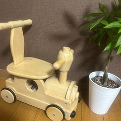 定価1万円！木の手押し車　赤ちゃん　ベビー　の画像
